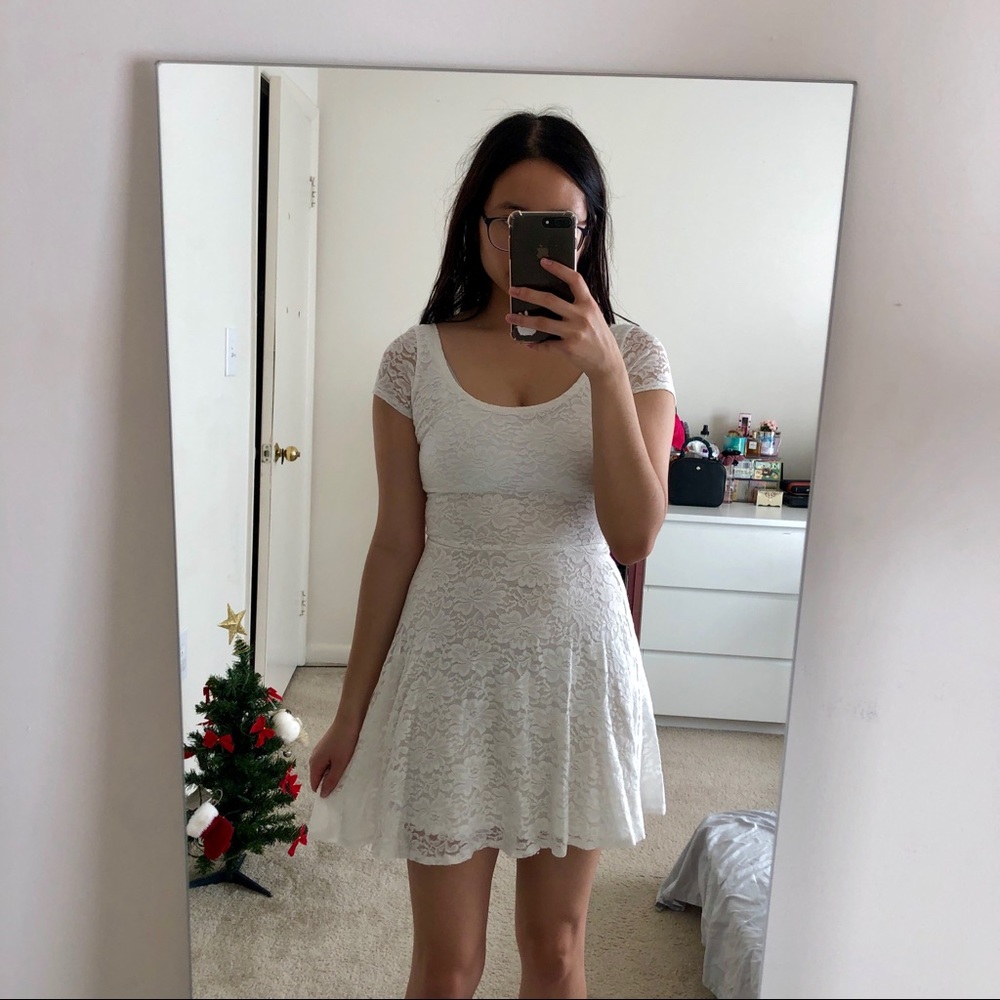 Lace dress